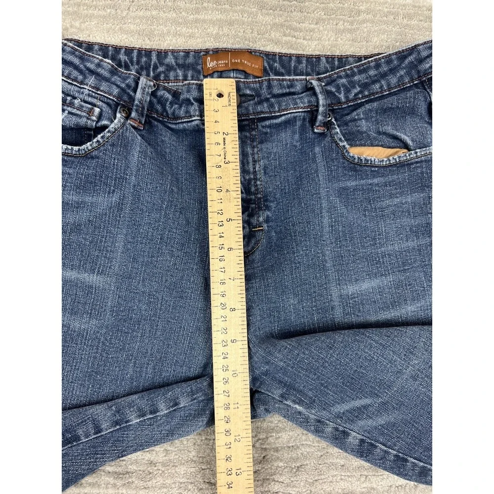Lee One True Fit preowned good